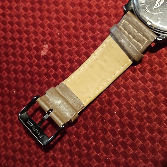 Aviator f series watch - Picture 7 of 7